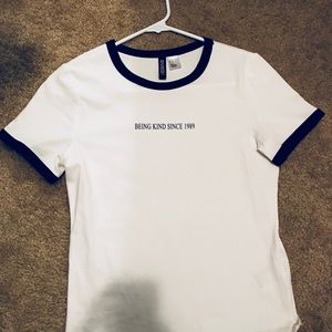 H&M T - Shirt